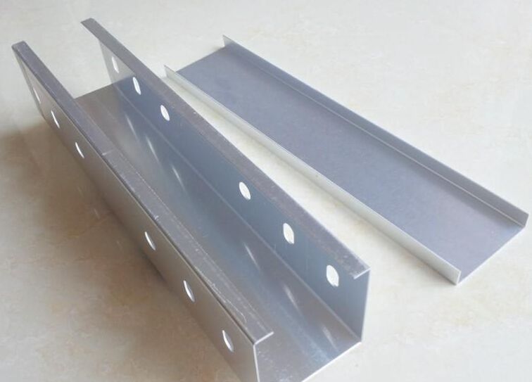 山東防火橋架與普通橋架的區別