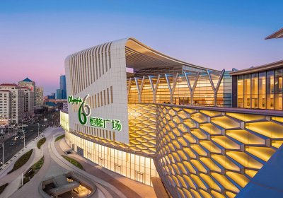 濟(jì)南泉城恒隆廣場(chǎng)電纜橋架敷設(shè)案例